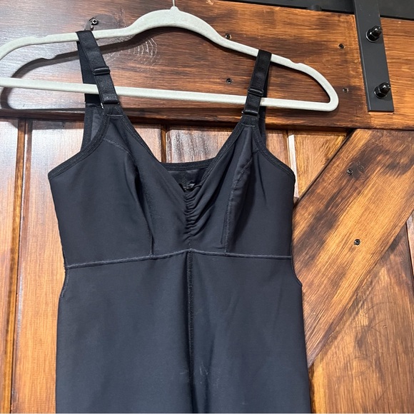 MARENA 2nd Stage Garment - Picture 2 of 8